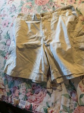 White Stag Light Tan Cargo Shorts Size 10